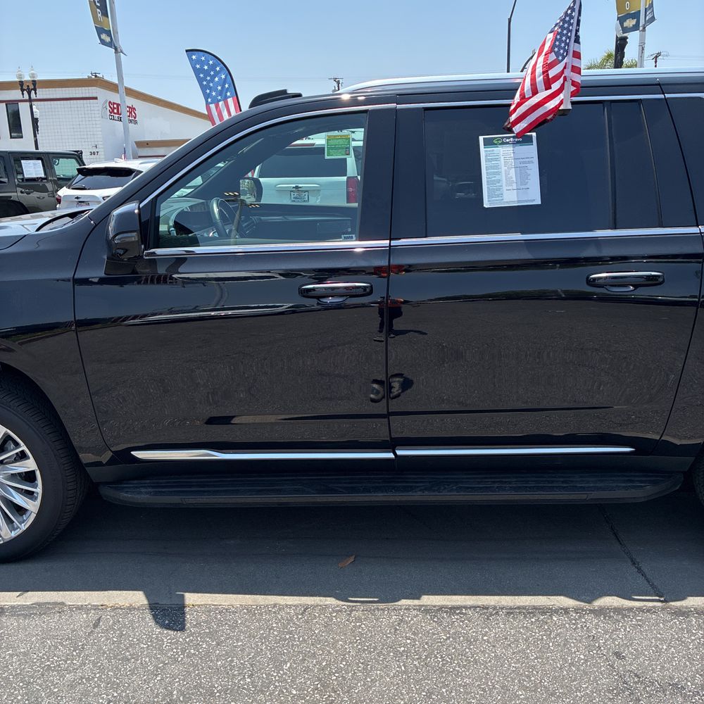 2025 Cadillac Escalade ESV Premium Luxury