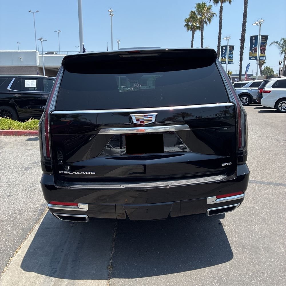 2025 Cadillac Escalade ESV Premium Luxury