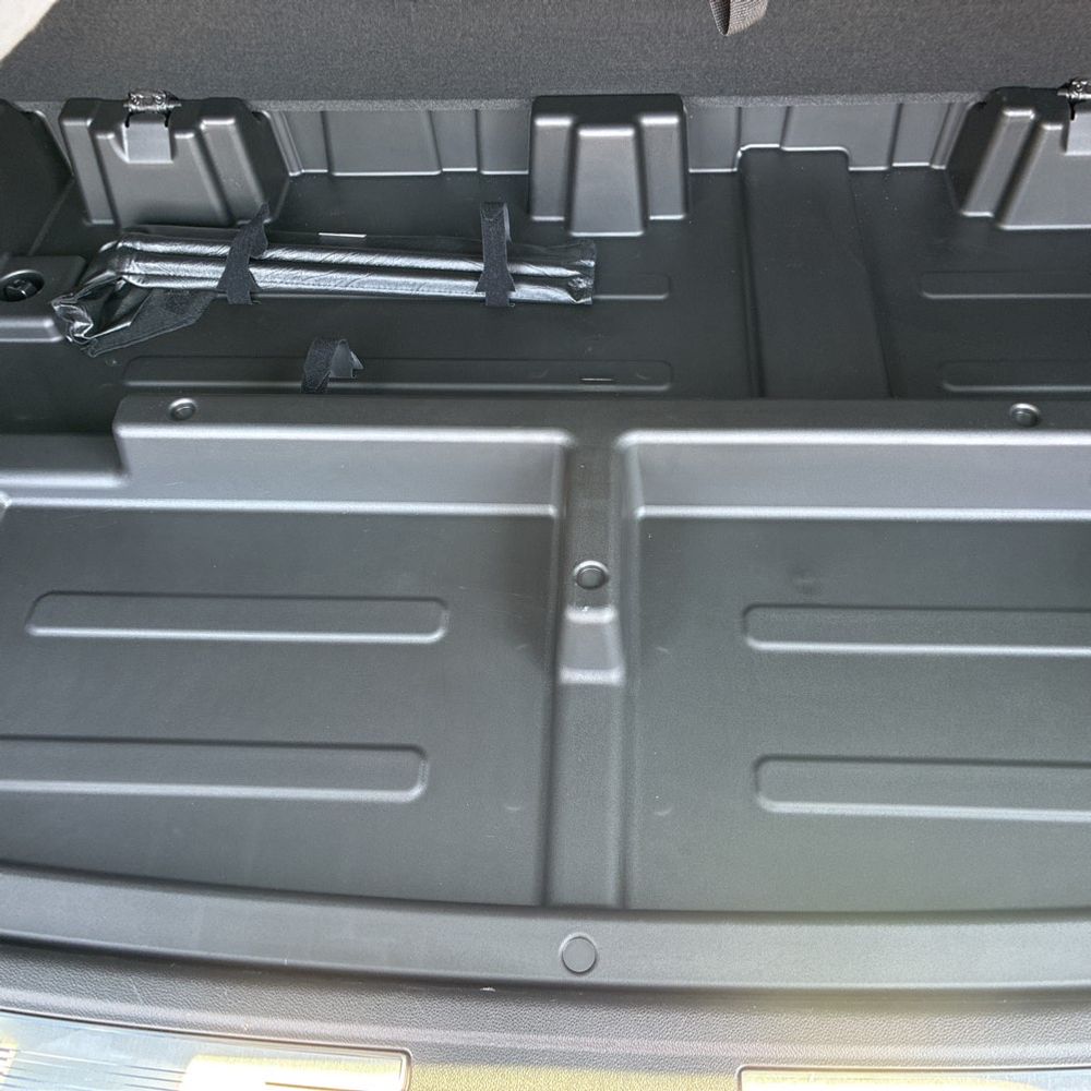 2025 Cadillac Escalade ESV Premium Luxury