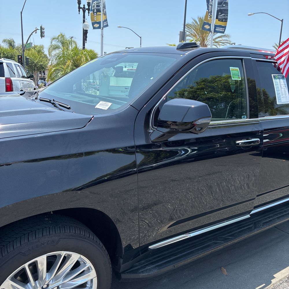 2025 Cadillac Escalade ESV Premium Luxury