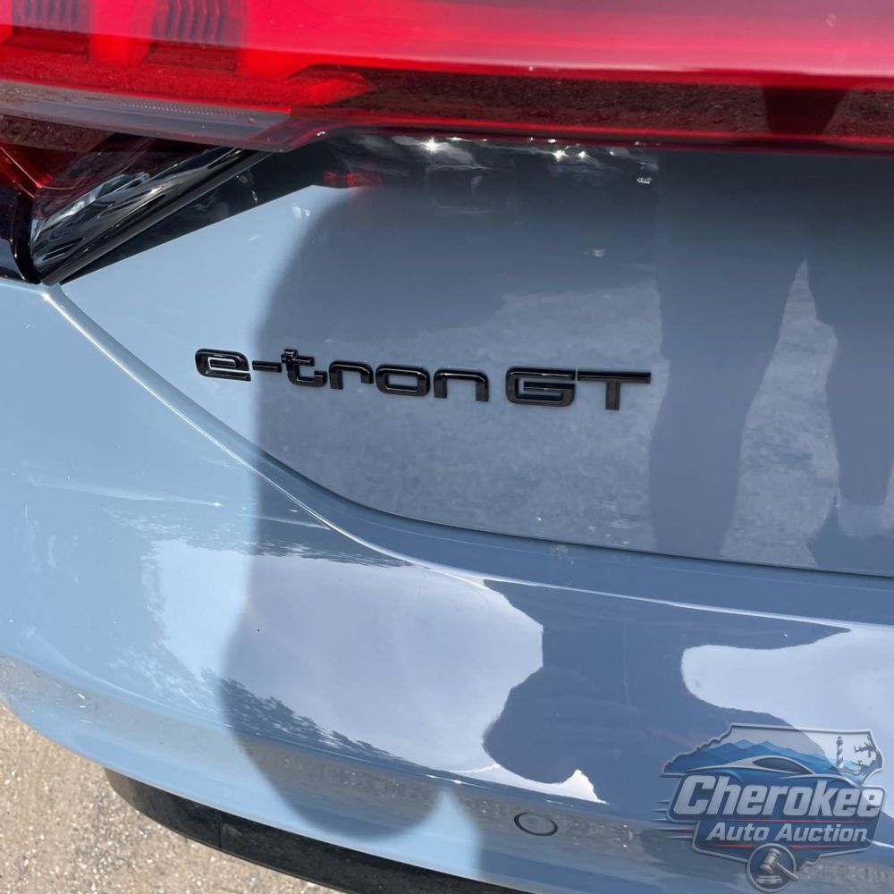 2023 Audi e-tron GT Prestige