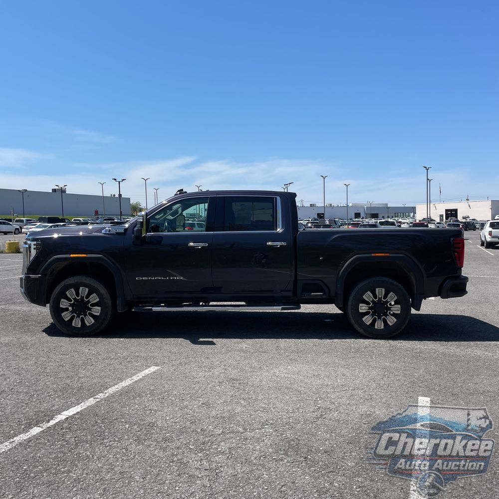 2024 GMC Sierra 2500HD Denali