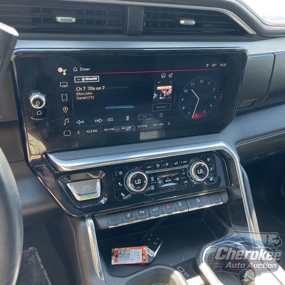2024 GMC Sierra 2500HD Denali