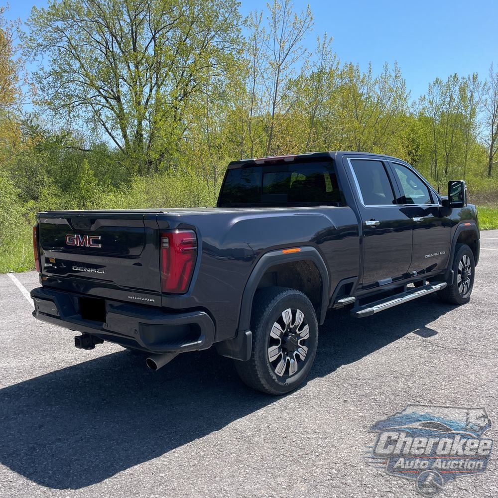 2024 GMC Sierra 2500HD Denali