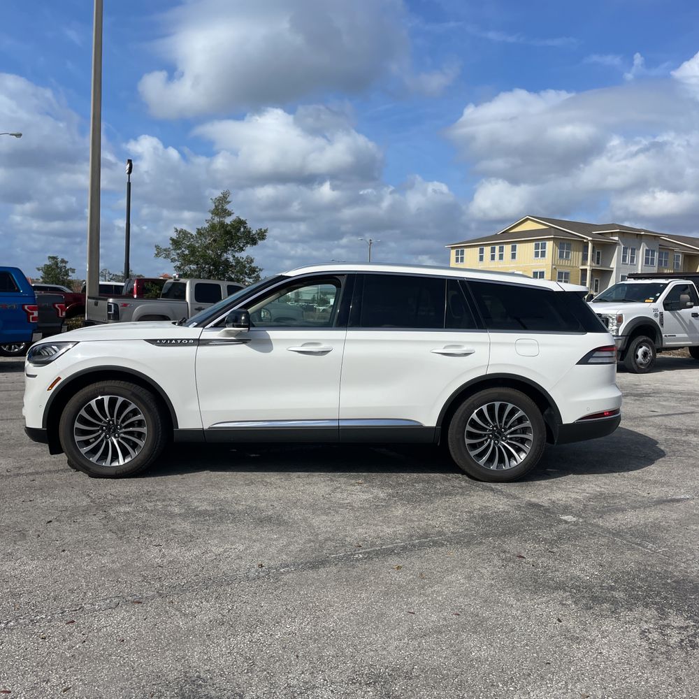 2024 Lincoln Aviator Reserve