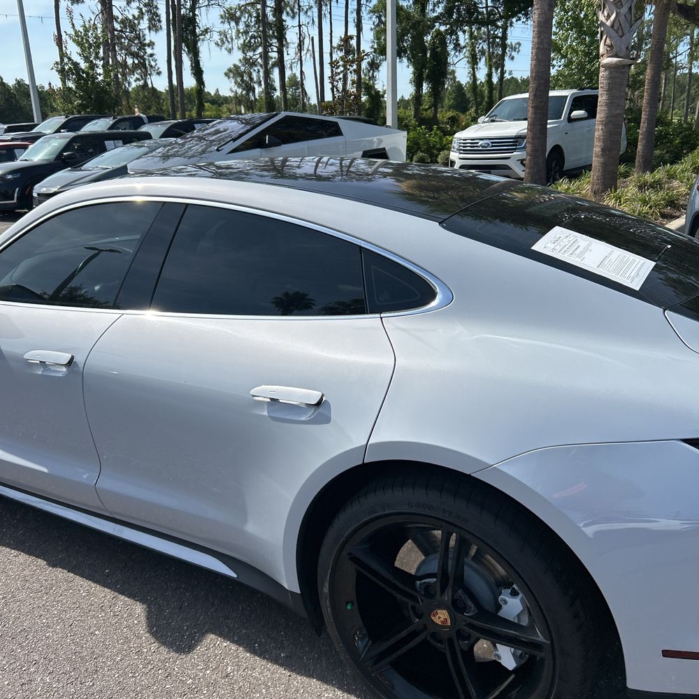 2021 Porsche Taycan Turbo