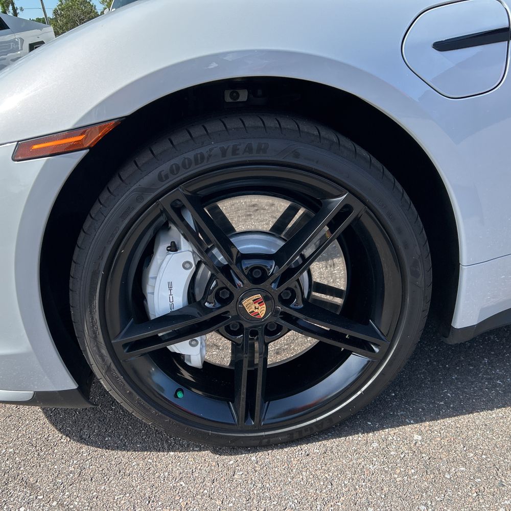2021 Porsche Taycan Turbo