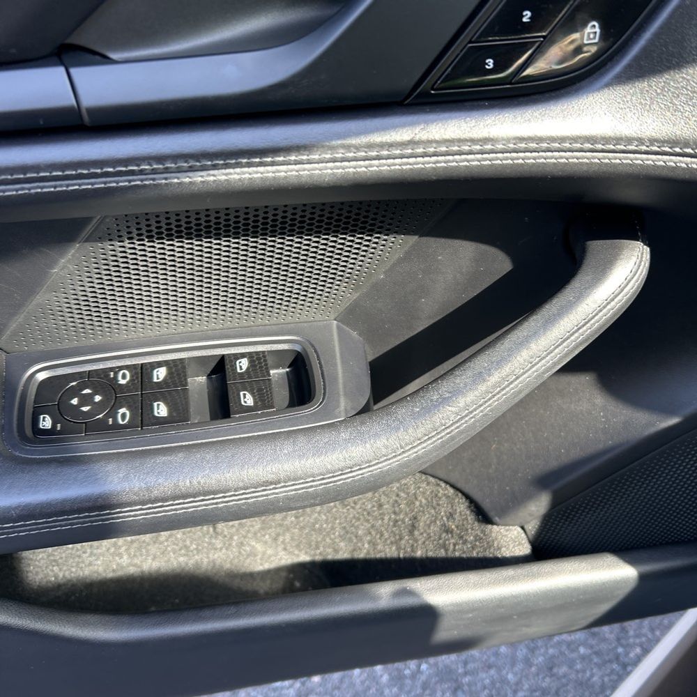2021 Porsche Taycan Turbo