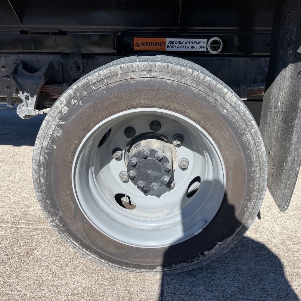2023 Chevrolet Silverado 4500 W/T