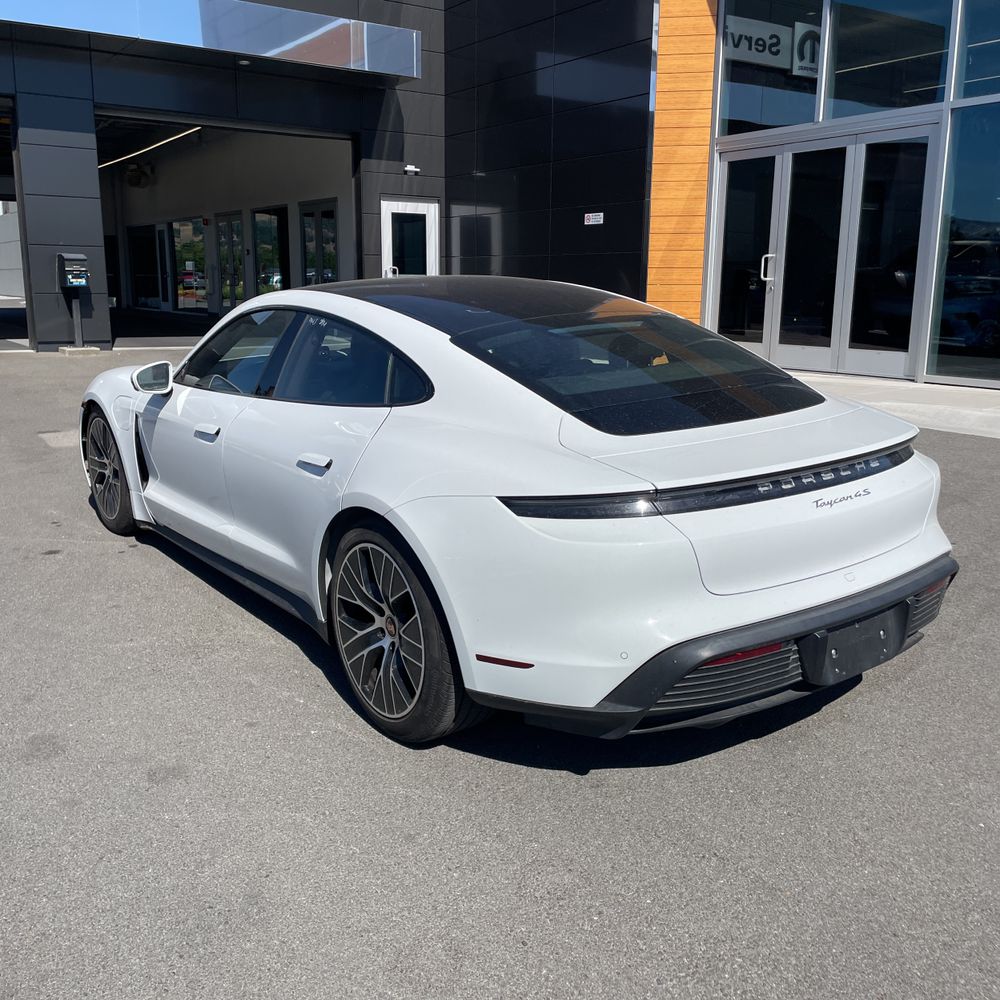 2022 Porsche Taycan 4S