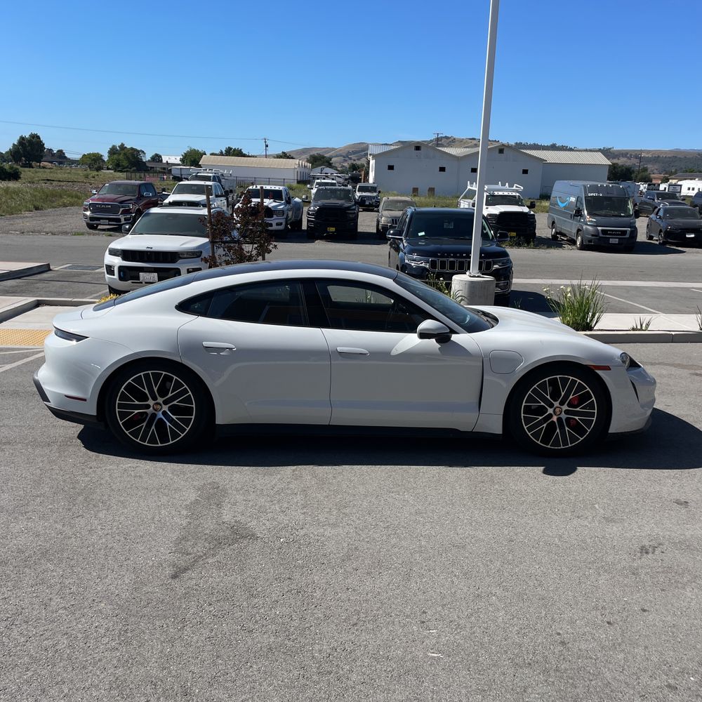 2022 Porsche Taycan 4S