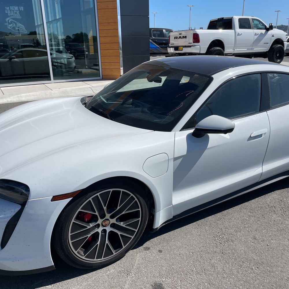 2022 Porsche Taycan 4S