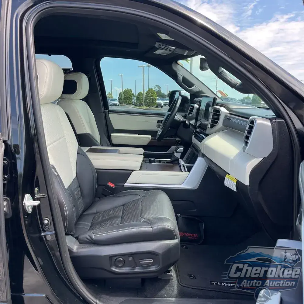 2024 Toyota Tundra Capstone HV