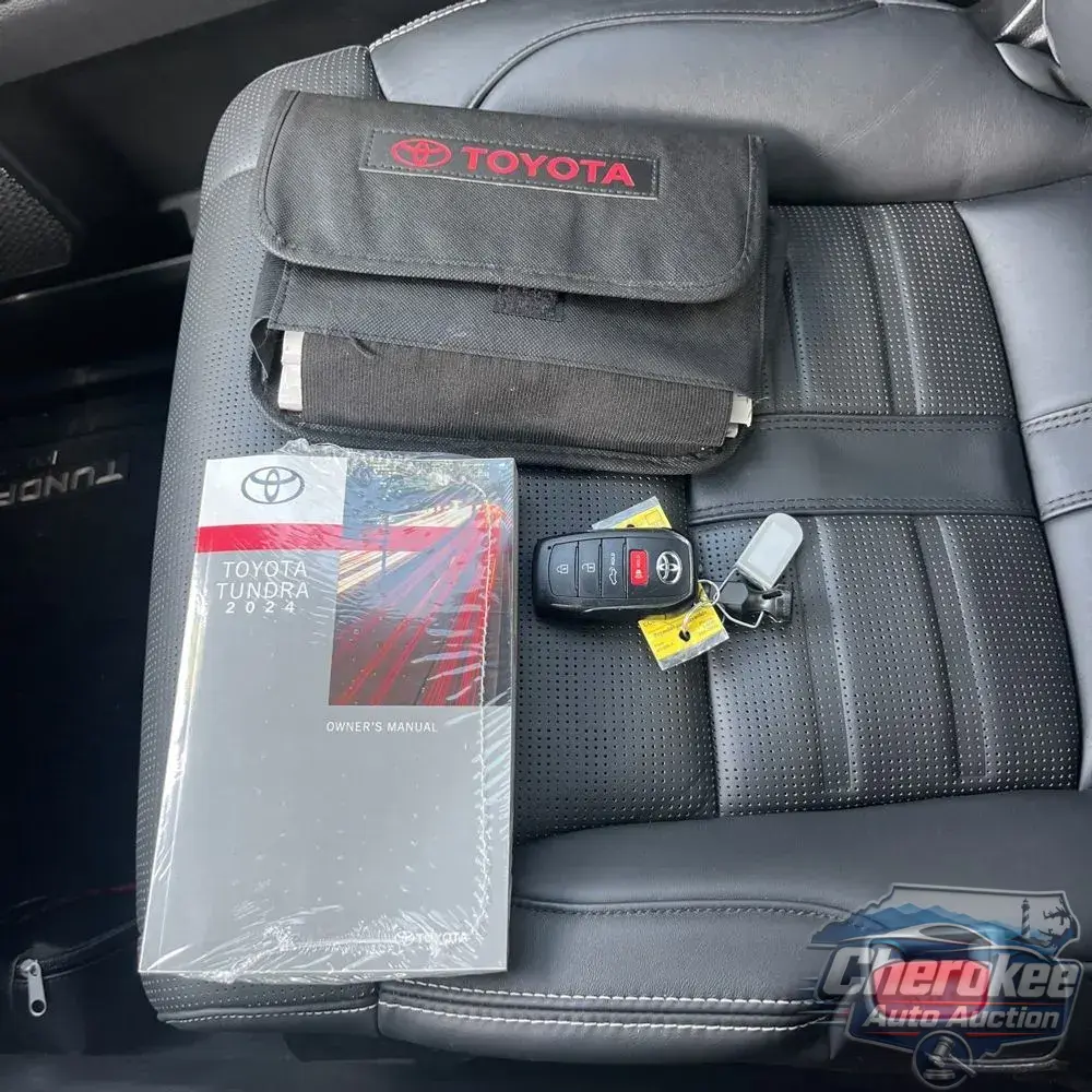 2024 Toyota Tundra Capstone HV