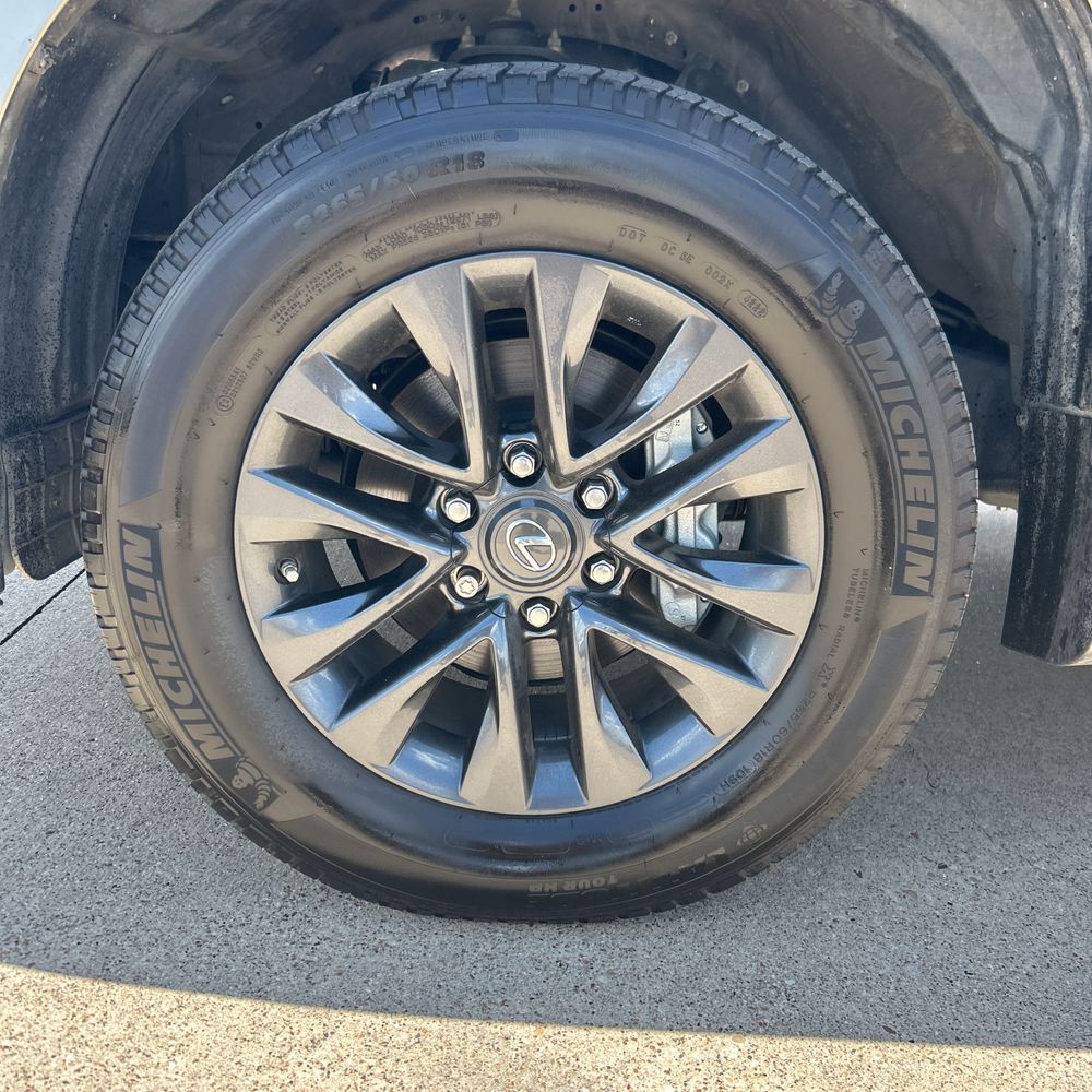 2023 Lexus GX 460 Base