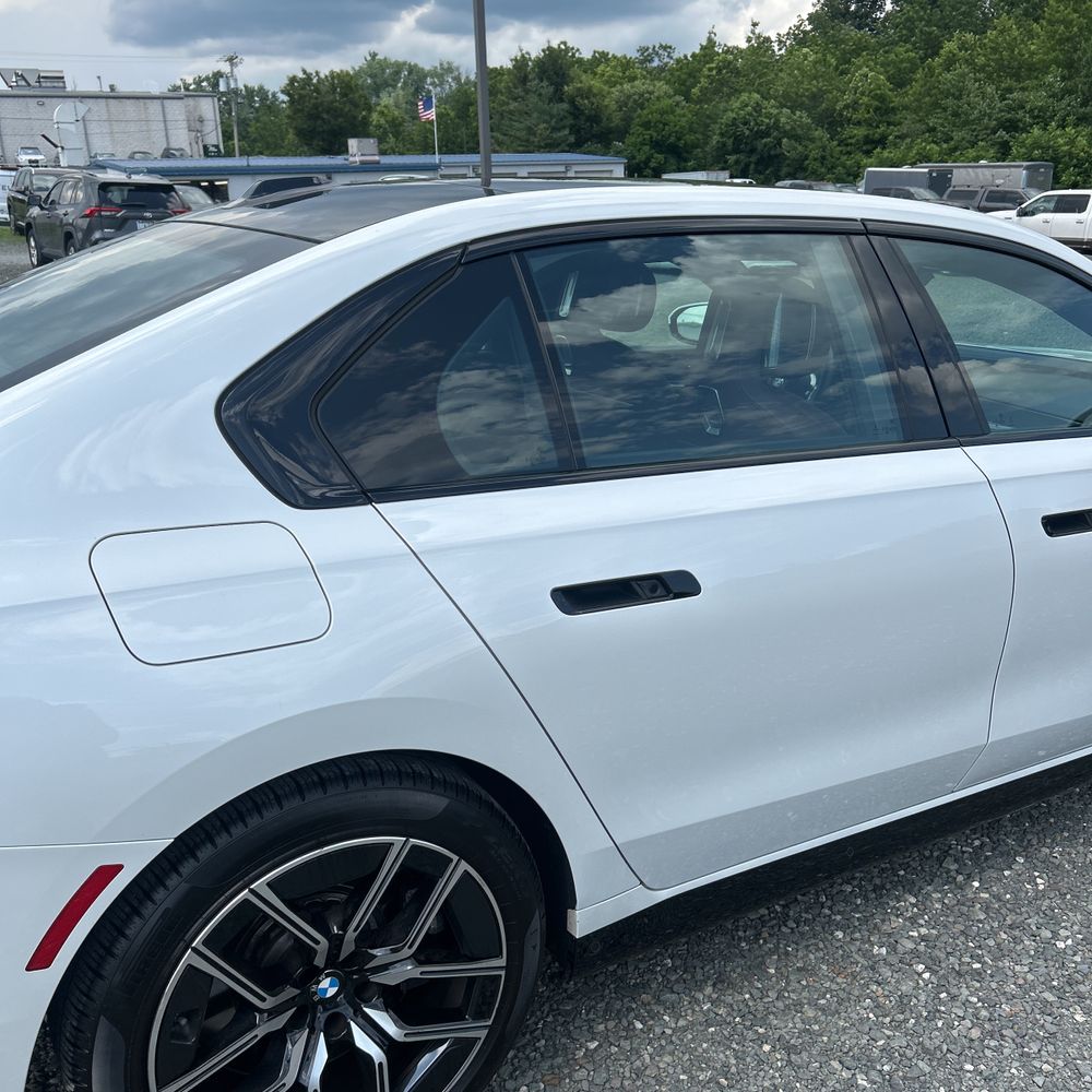 2023 BMW 7-Series 760xi