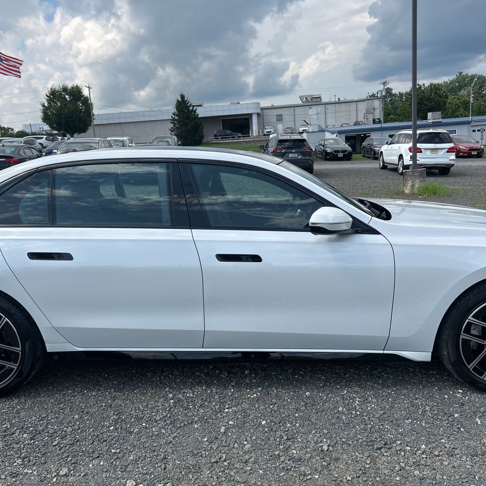 2023 BMW 7-Series 760xi