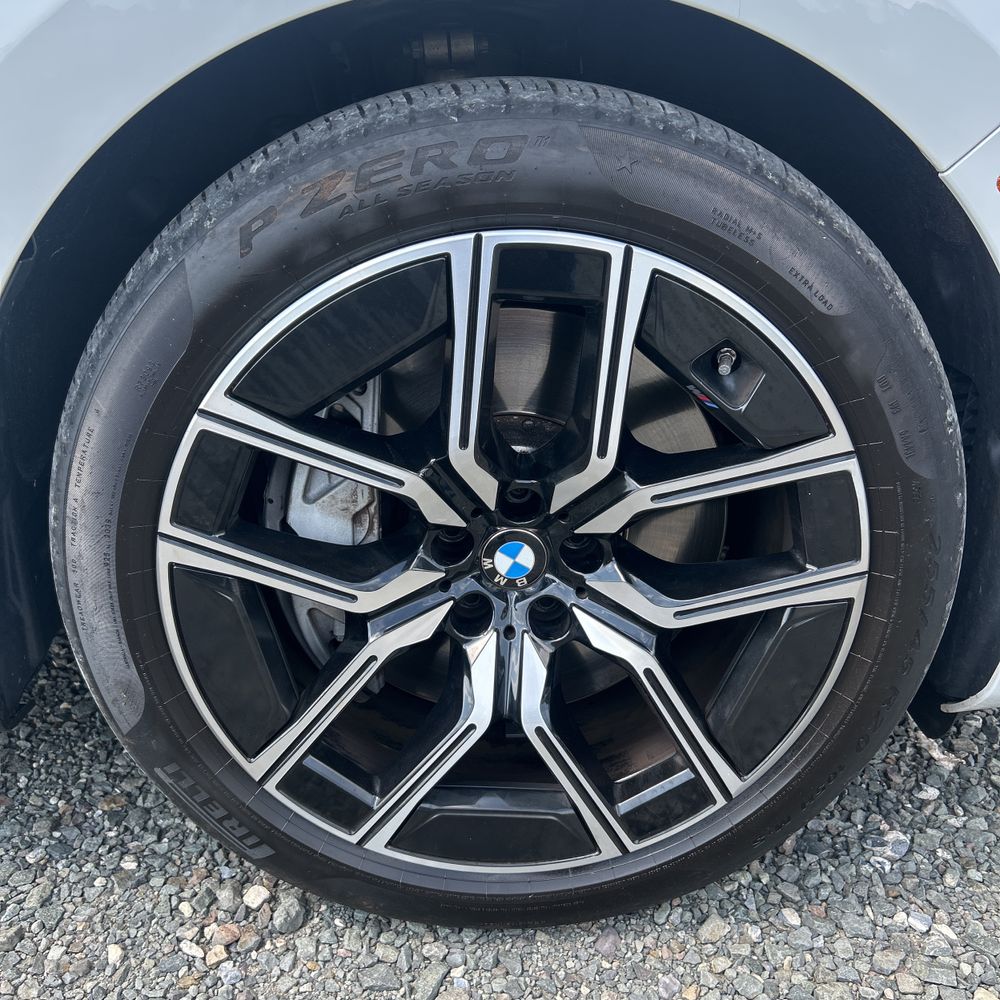 2023 BMW 7-Series 760xi