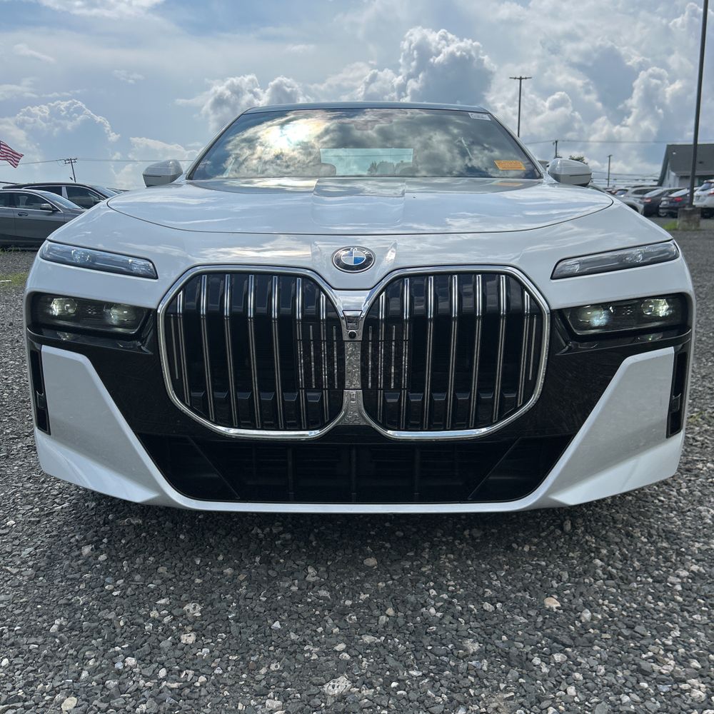 2023 BMW 7-Series 760xi