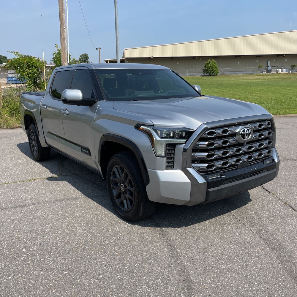 2024 Toyota Tundra Platinum