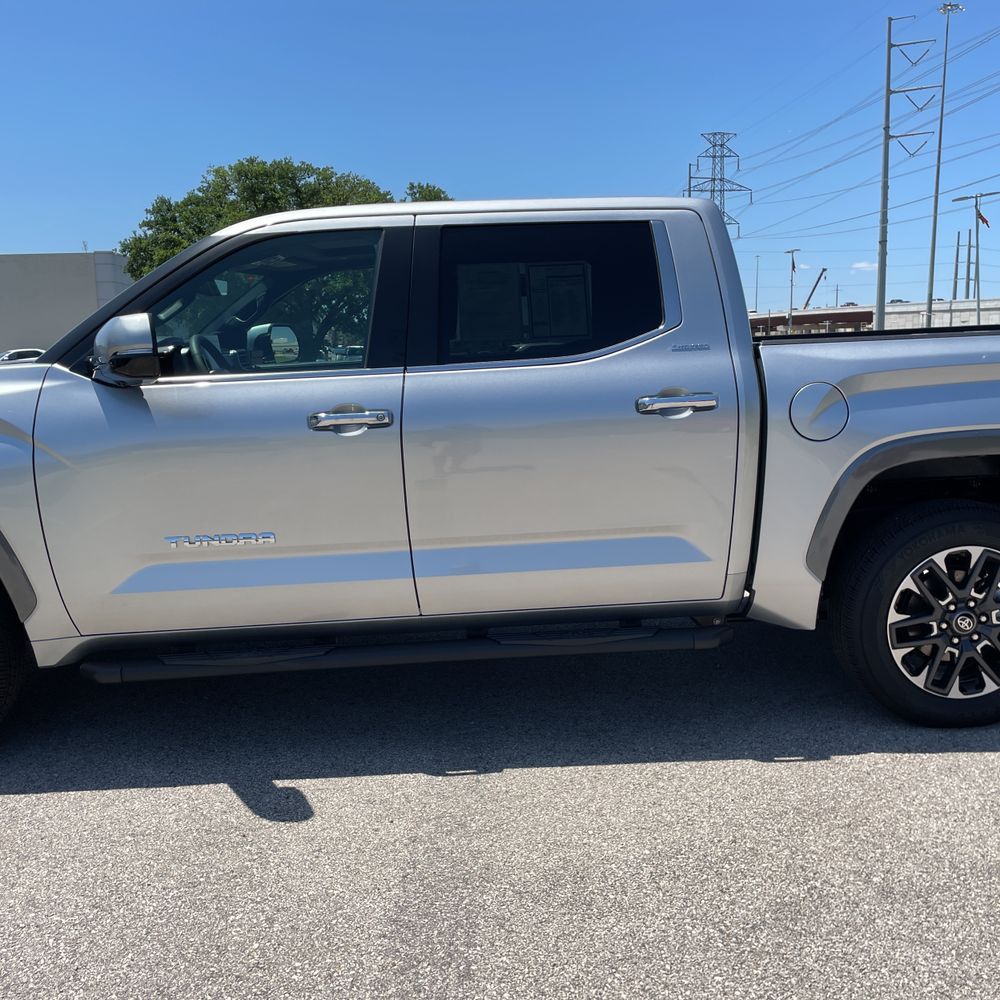 2025 Toyota Tundra Limited HV