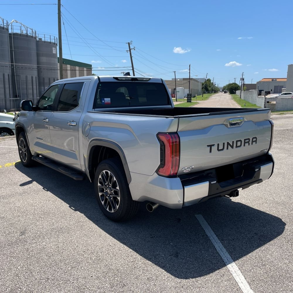 2025 Toyota Tundra Limited HV