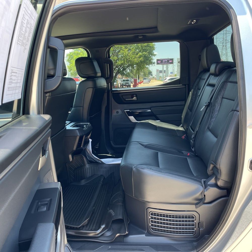 2025 Toyota Tundra Limited HV