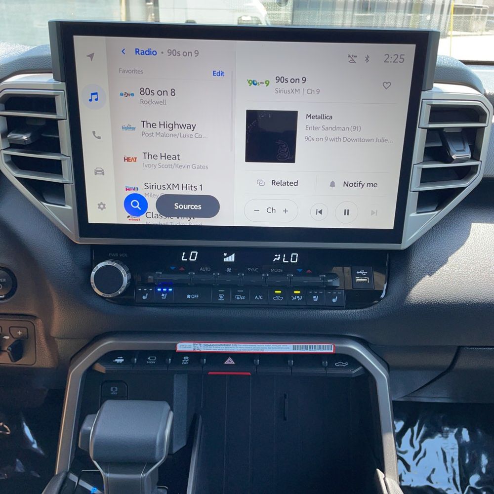 2025 Toyota Tundra Limited HV