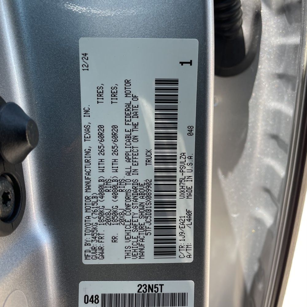 2025 Toyota Tundra Limited HV