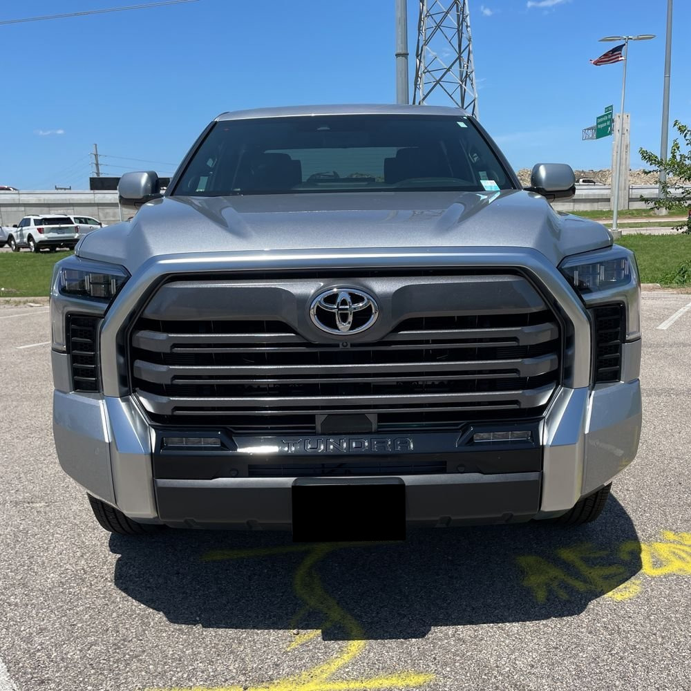 2025 Toyota Tundra Limited HV