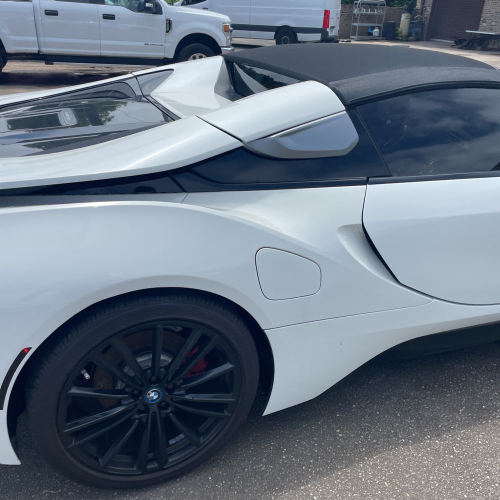 2020 BMW i8