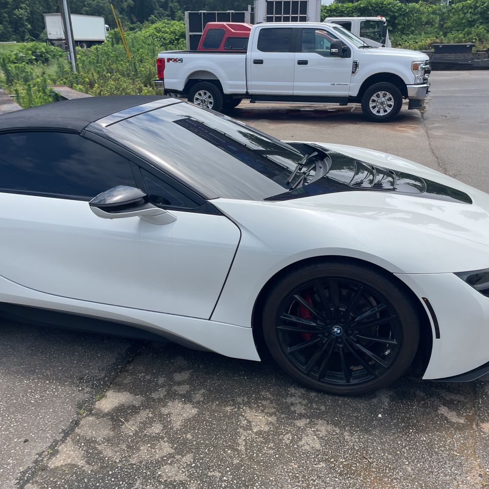 2020 BMW i8
