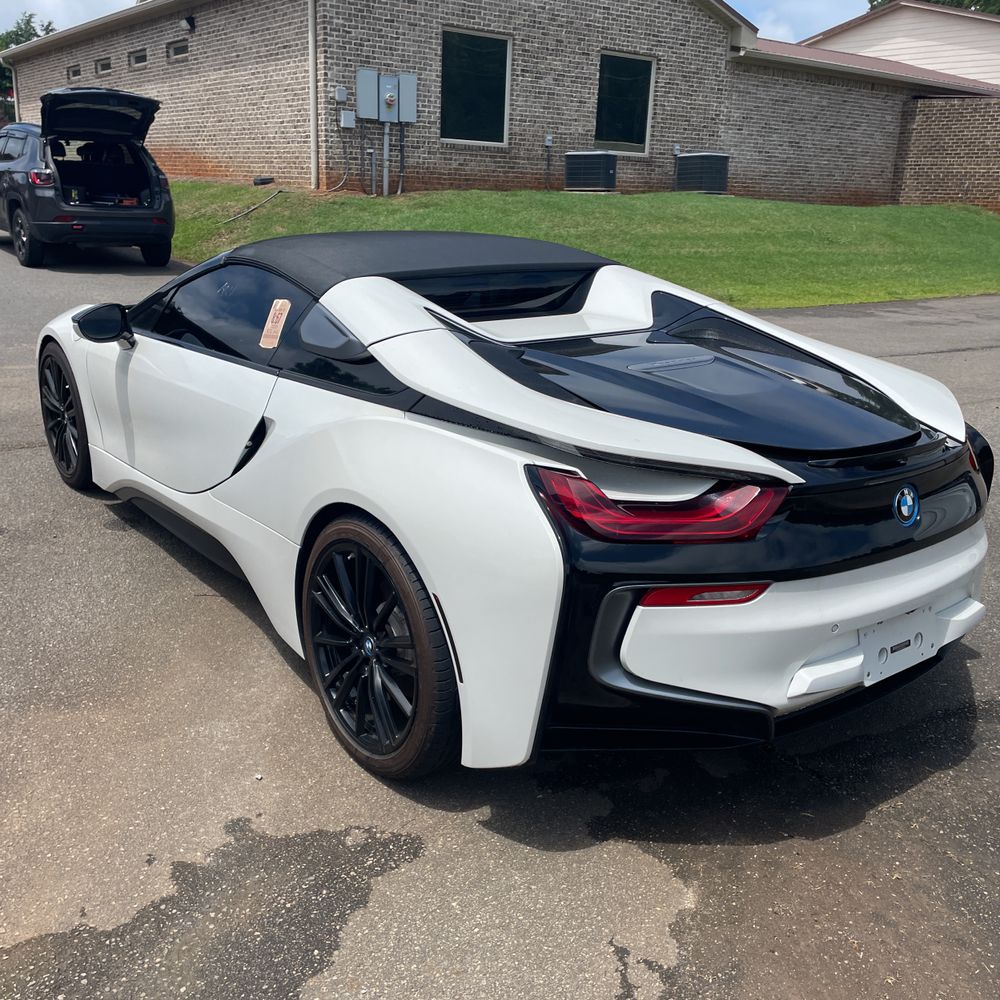 2020 BMW i8