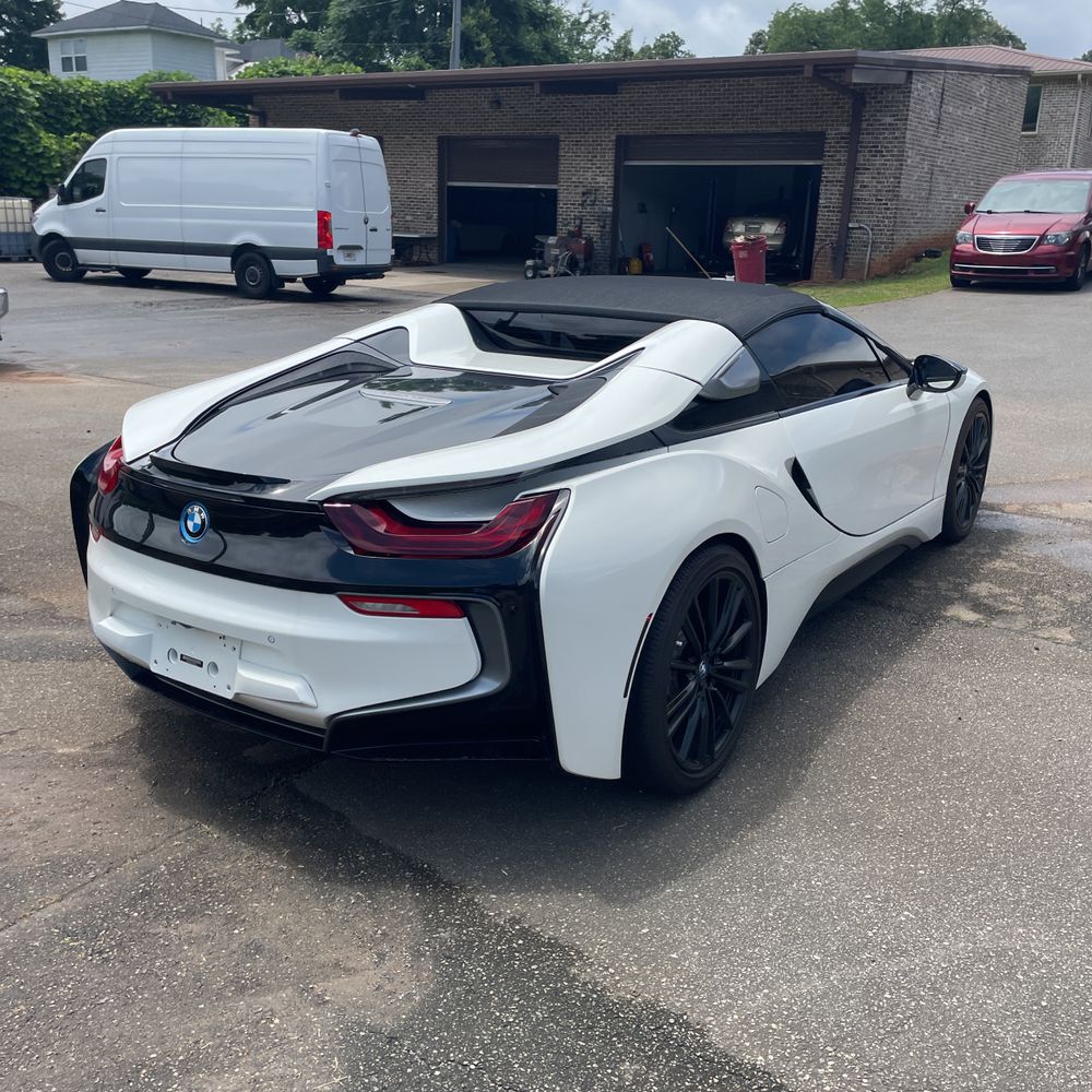 2020 BMW i8