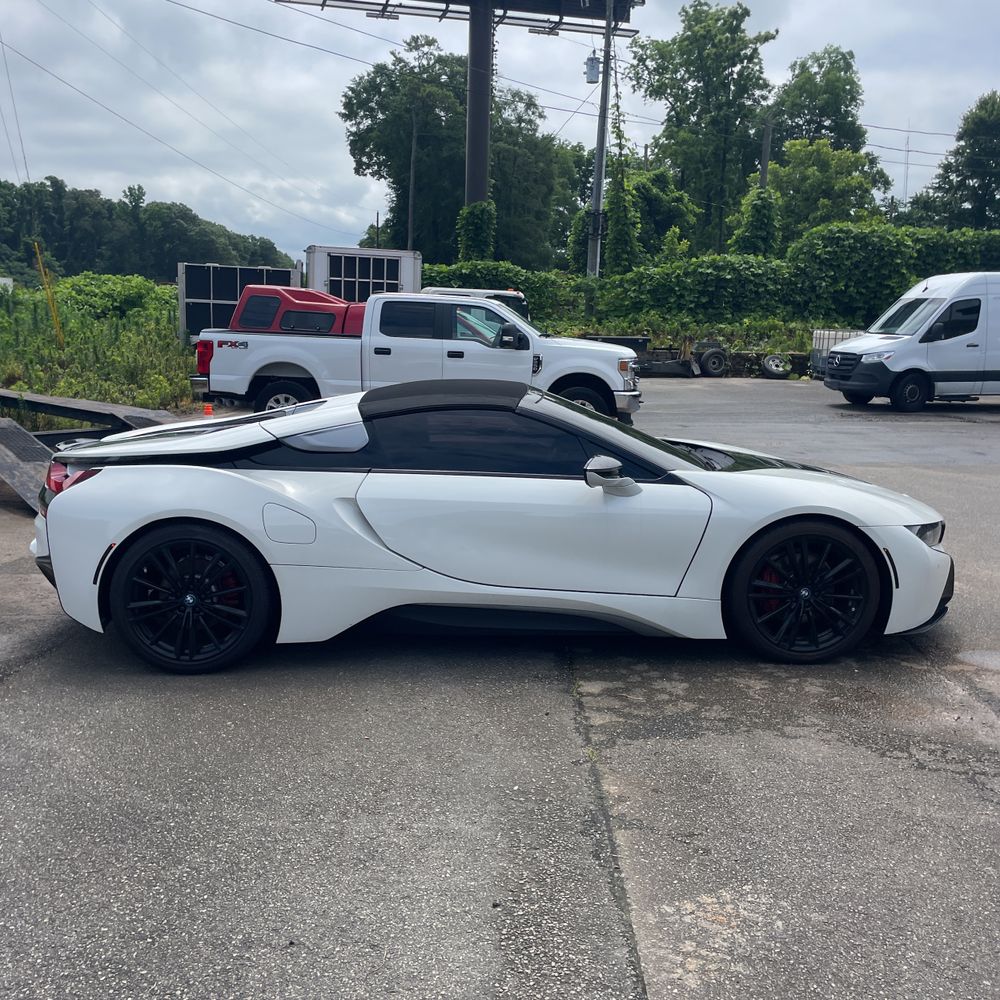 2020 BMW i8