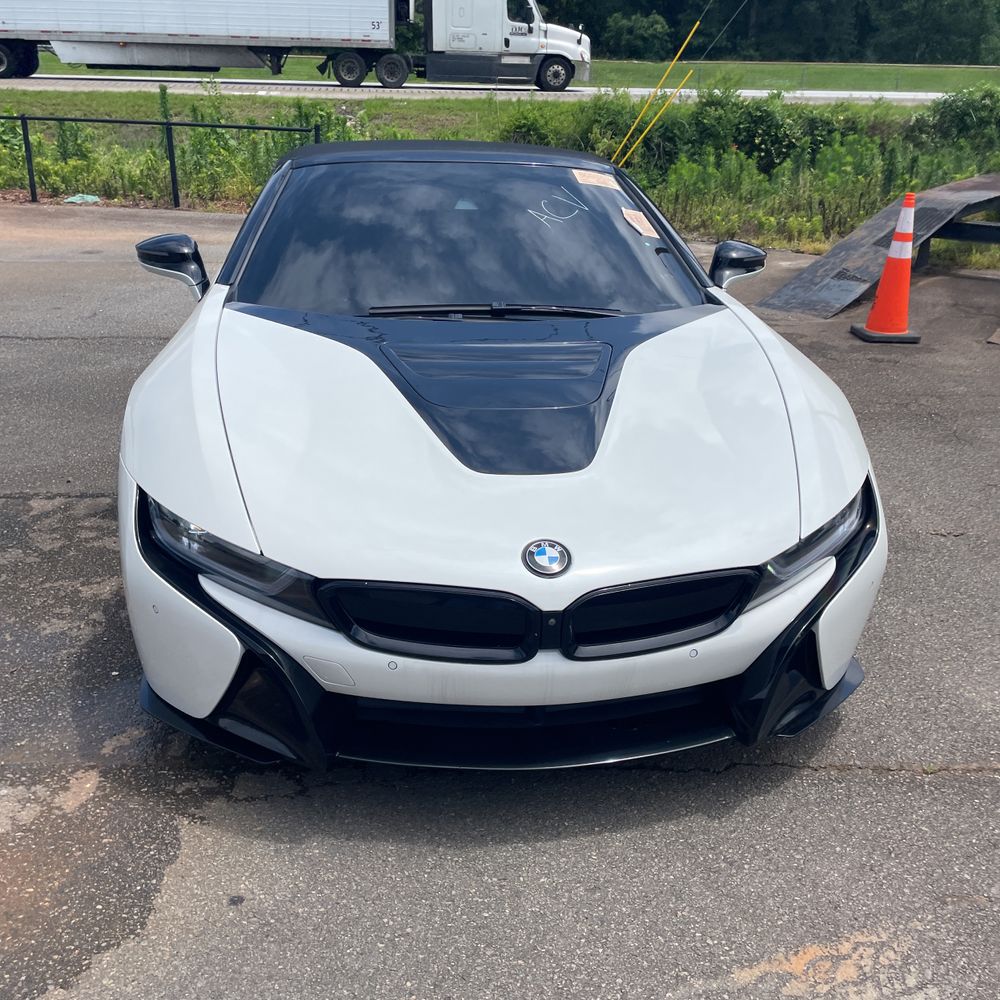 2020 BMW i8