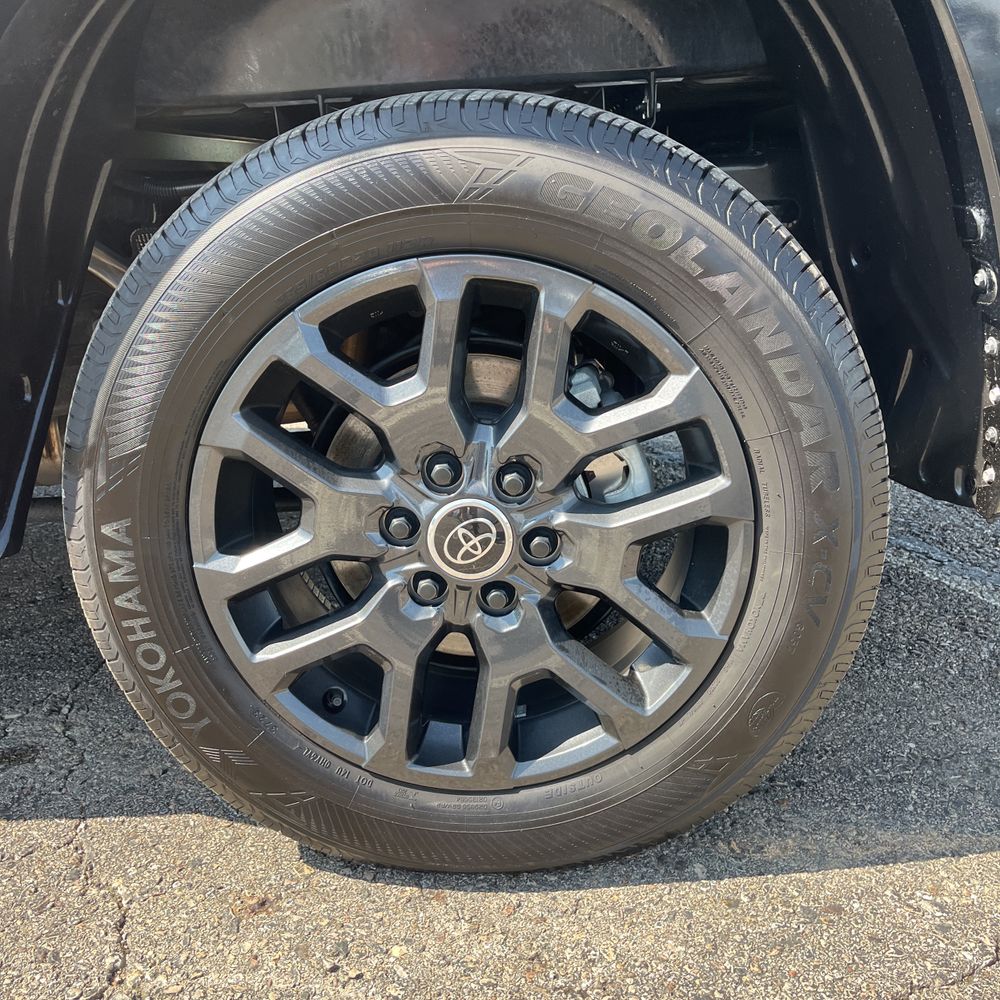 2024 Toyota Tundra Platinum HV