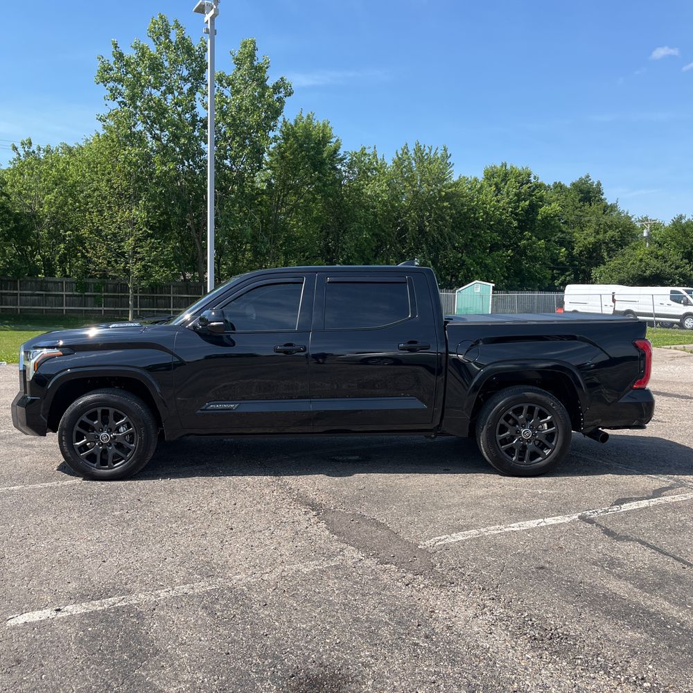 2024 Toyota Tundra Platinum HV