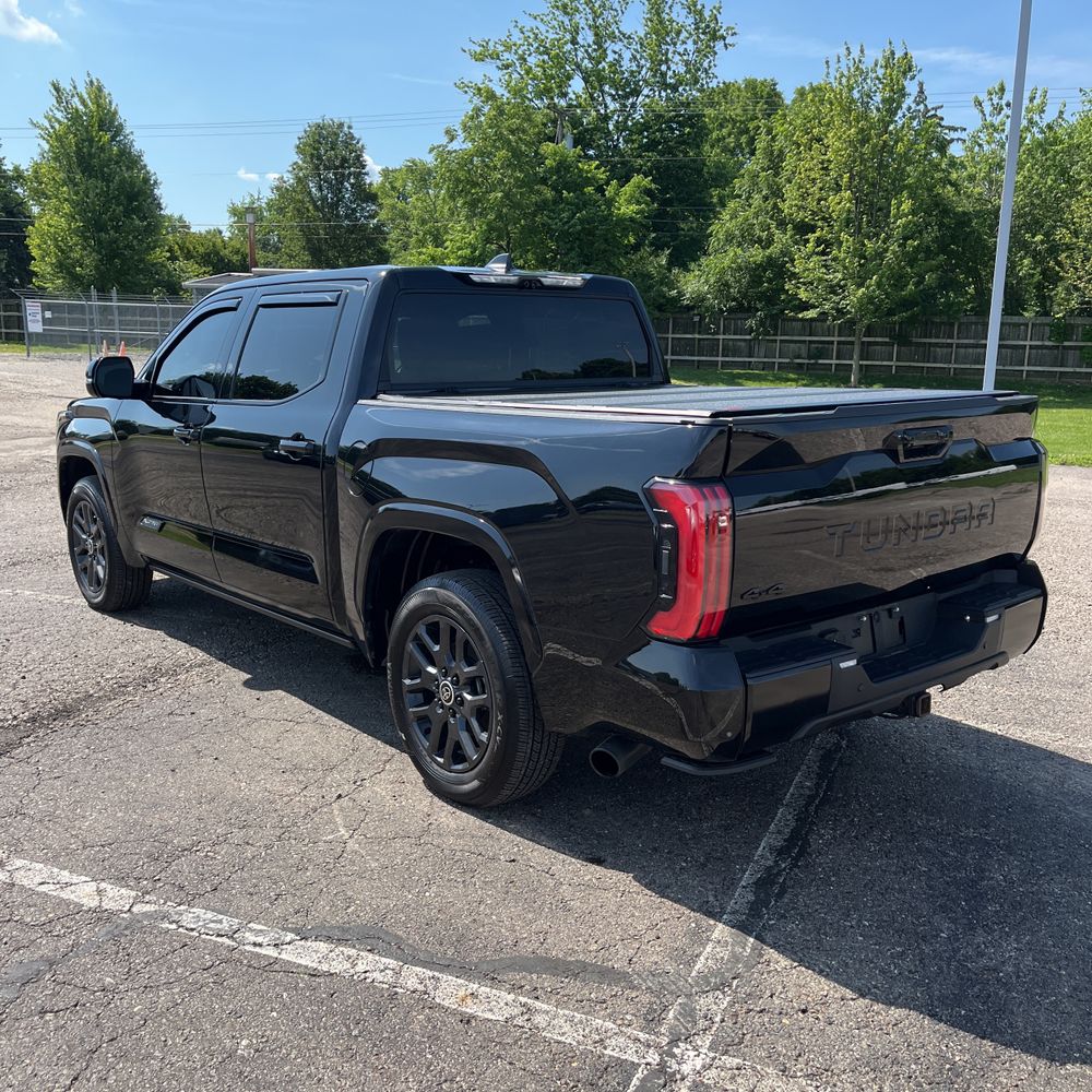 2024 Toyota Tundra Platinum HV