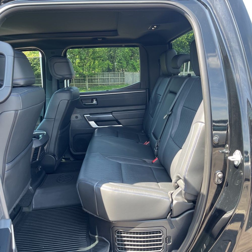 2024 Toyota Tundra Platinum HV