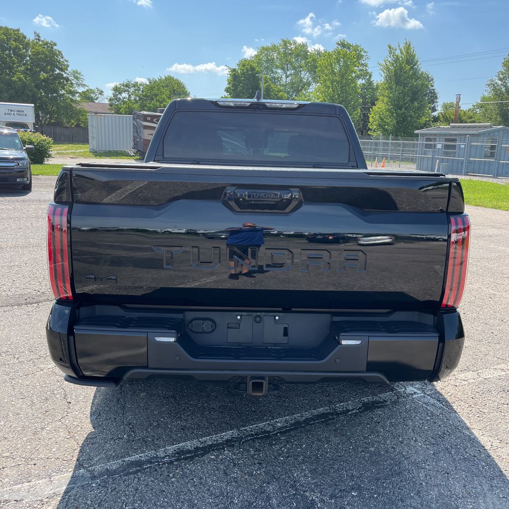 2024 Toyota Tundra Platinum HV