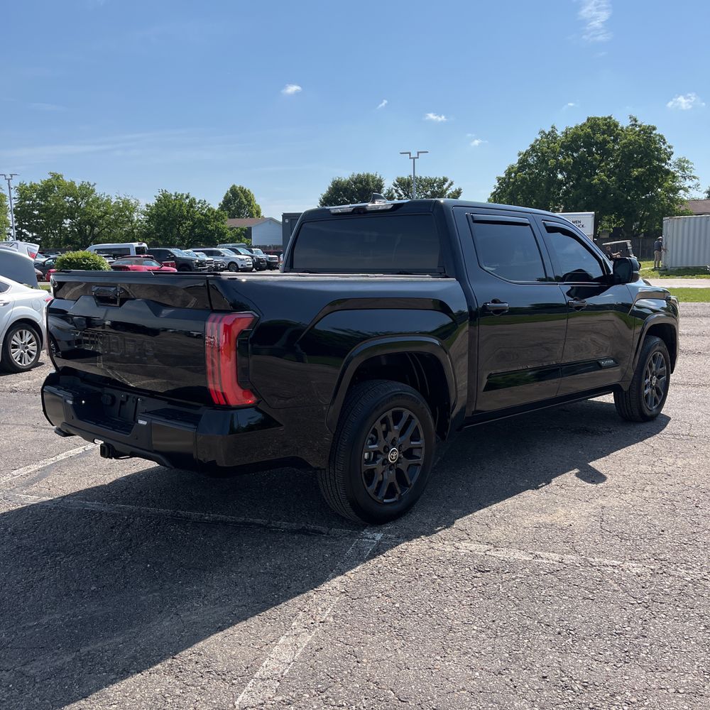 2024 Toyota Tundra Platinum HV