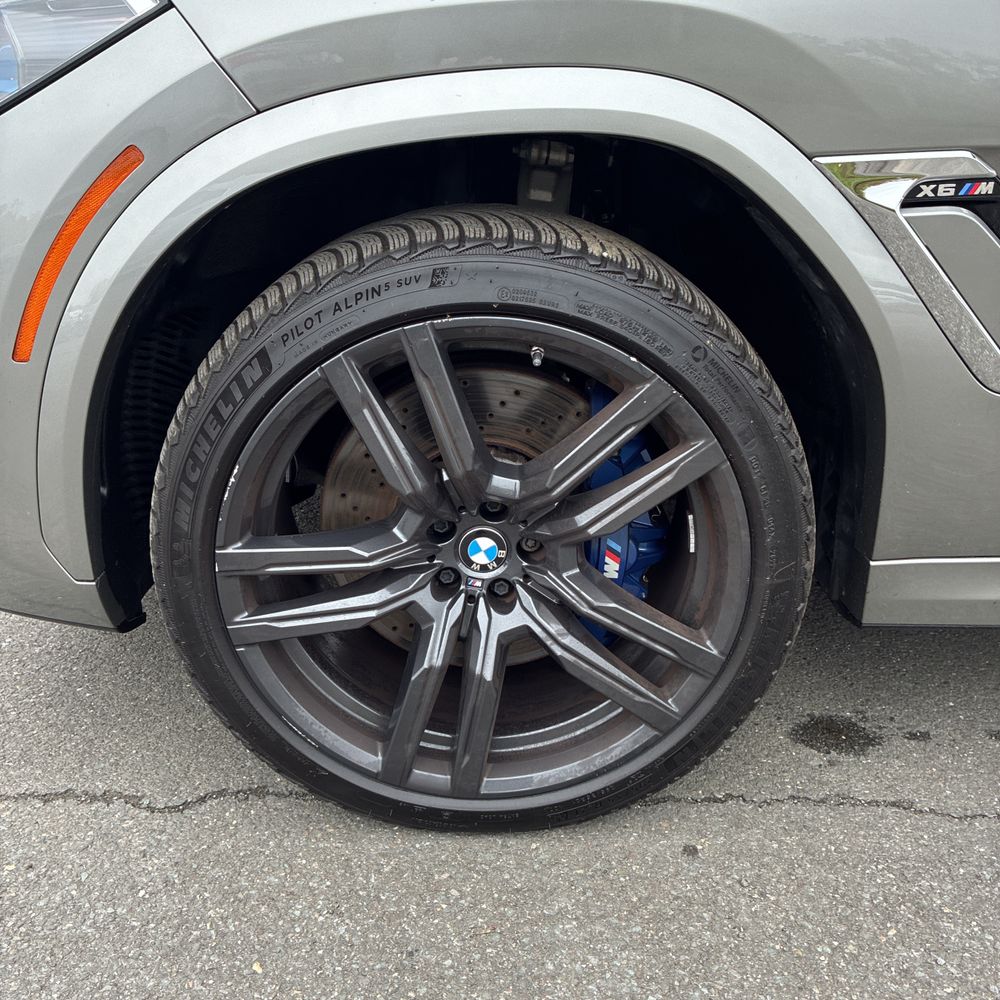 2023 BMW X6 M