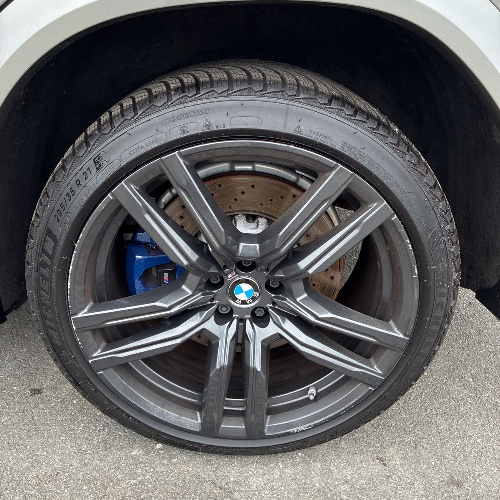 2023 BMW X6 M