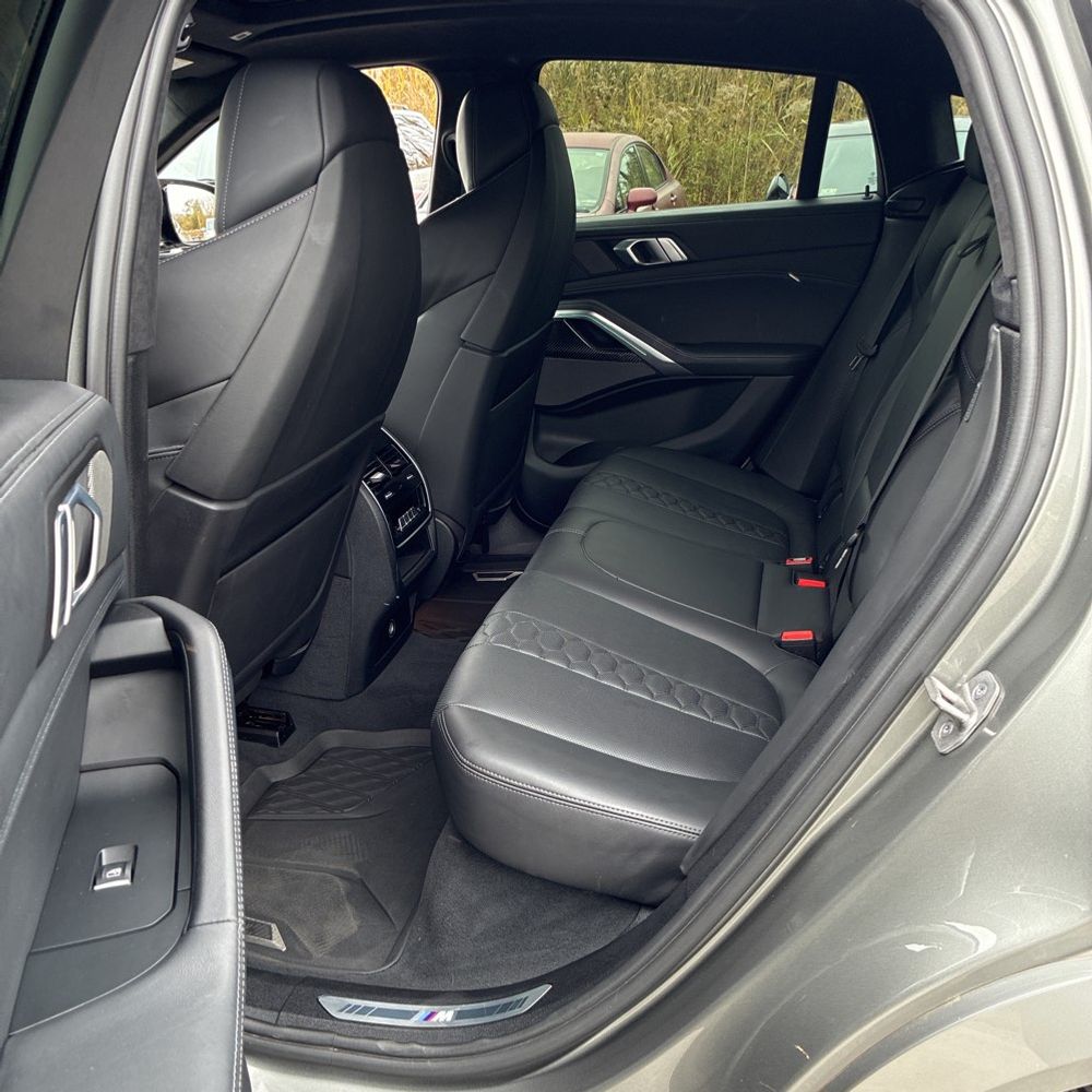 2023 BMW X6 M