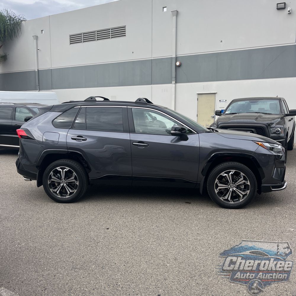 2025 Toyota RAV4 Plug-in Hybrid XSE