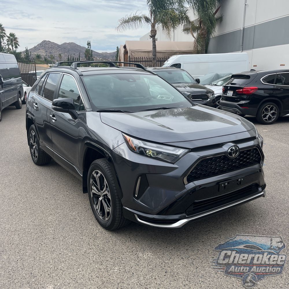 2025 Toyota RAV4 Plug-in Hybrid XSE