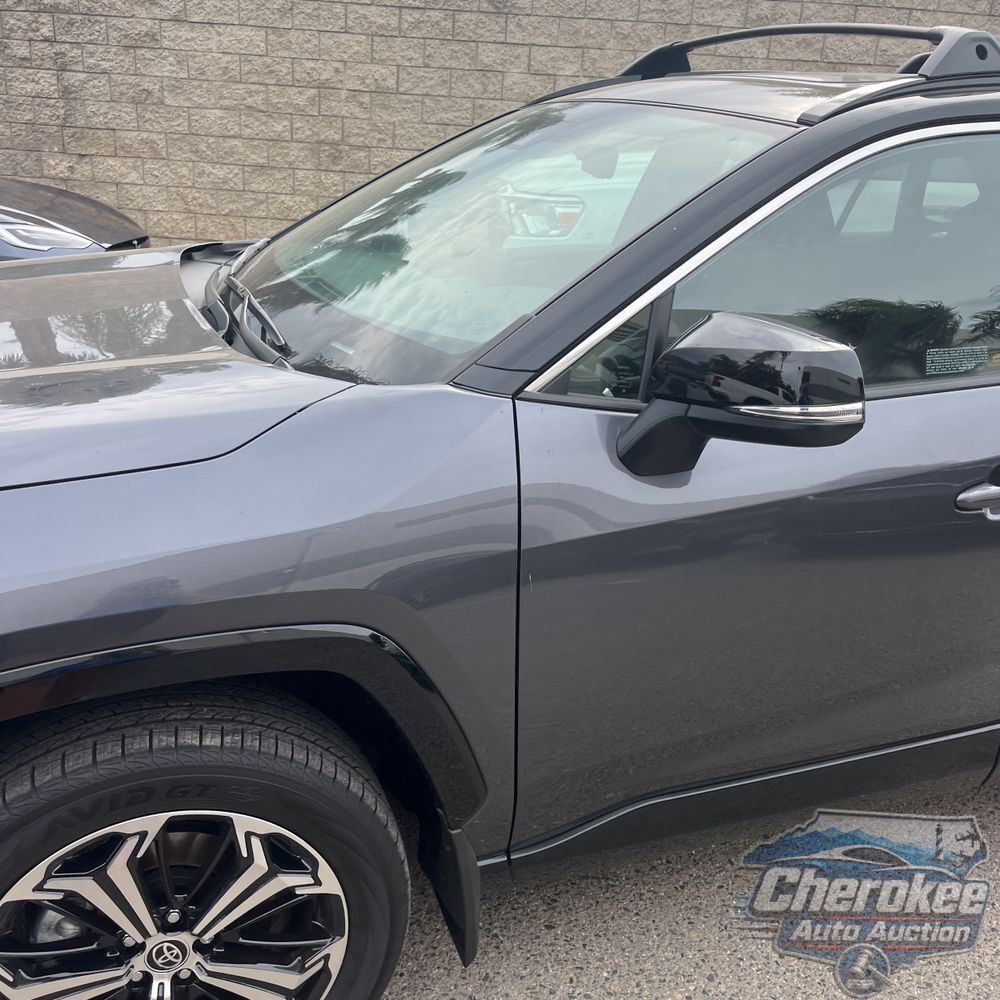 2025 Toyota RAV4 Plug-in Hybrid XSE