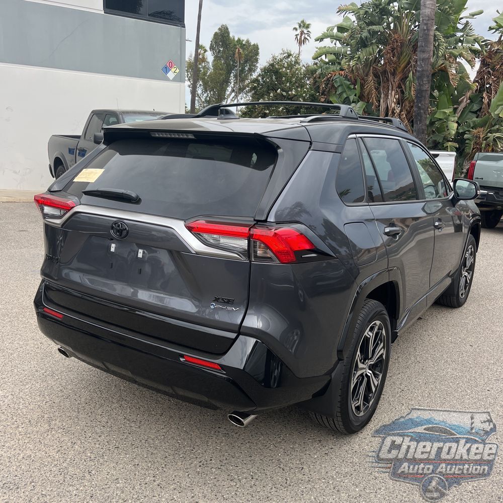 2025 Toyota RAV4 Plug-in Hybrid XSE