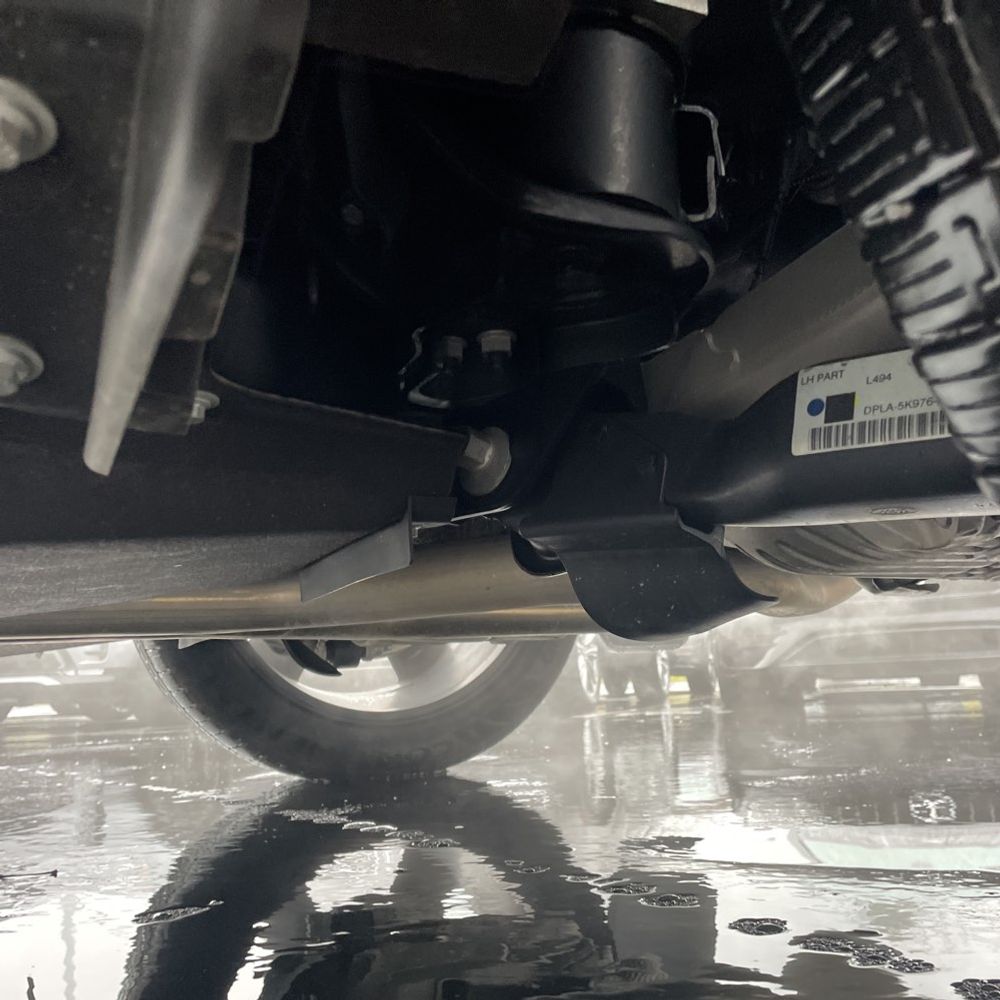 2024 Land Rover Defender 110 V8 P525